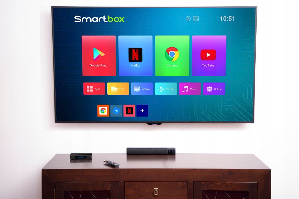 SMART BOX Android TV BLOW V2 + dotykowa klawiatura - Produkty