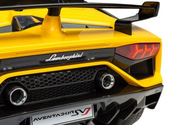Samochód auto na akumulator Caretero Toyz Lamborghini Aventador SVJ akumulatorowiec + pilot zdalnego sterowania - żółty