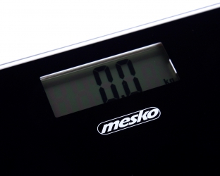 Elektroniczna waga  łazienkowa Mesko MS 8150b do 150 kg czarna