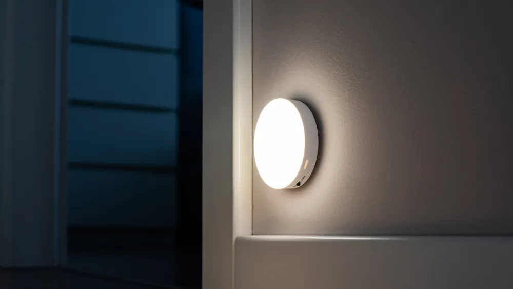 Bezprzewodowa lampka LED z magnesem i czujnikiem ruchu Rebel Light