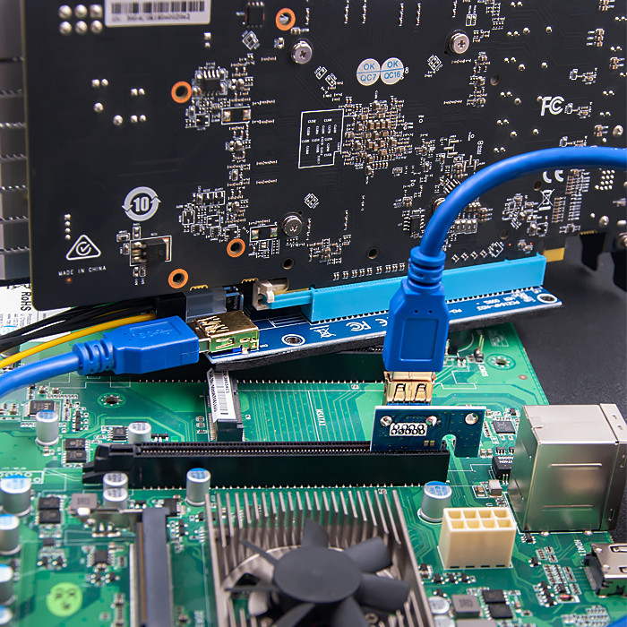 Riser PCI-E Qoltec 1x-16x USB 3.0 ver. 007C SATA / PCI-E 6pin
