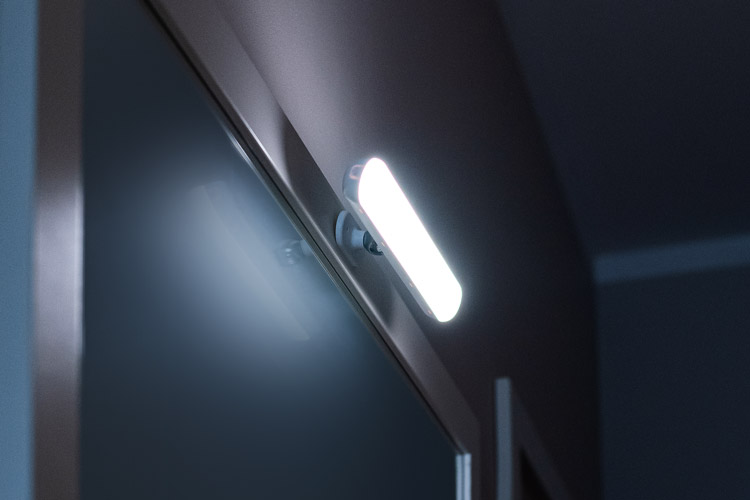 Bezprzewodowa lampka LED z czujnikiem ruchu Rebel Light